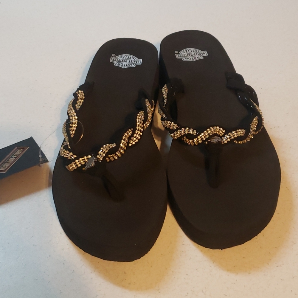 Wedge sandals
